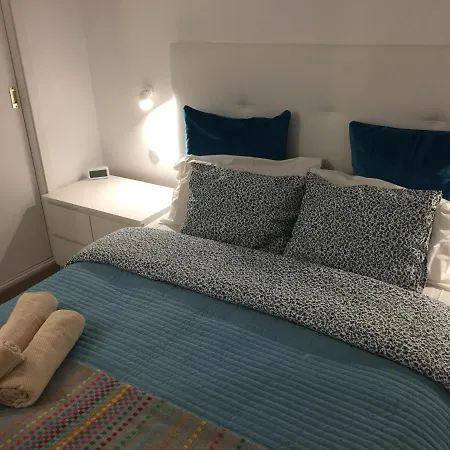 Apartment Fully Equipped Modern With Briliant Ocean View -